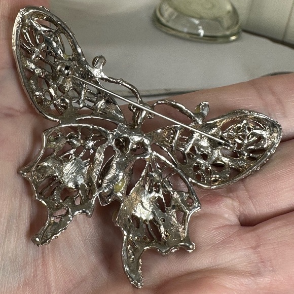 Older colorful rhinestone butterfly pin - Picture 3 of 6